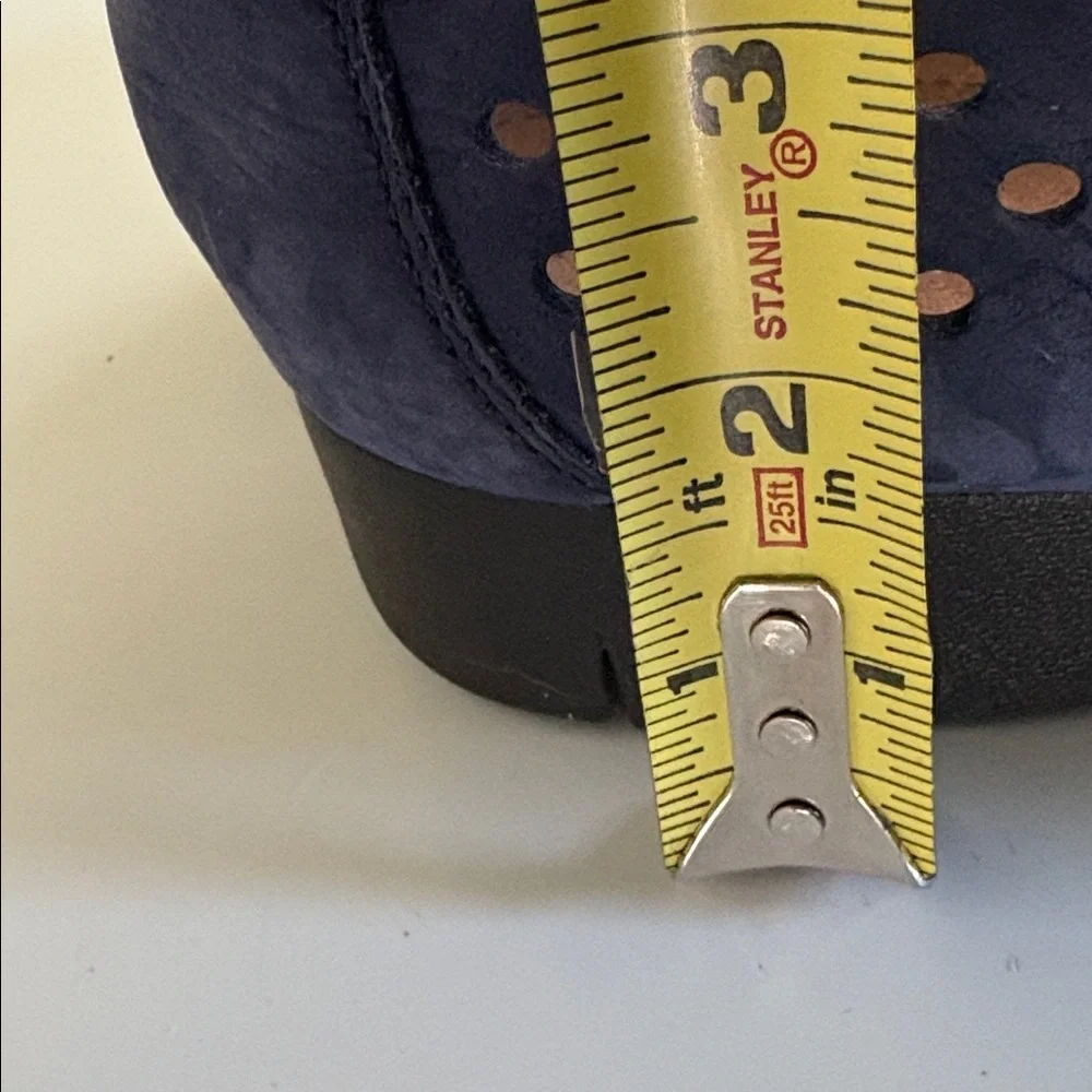 Clarks Navy Blue Suede Nubuck Slip on Loafer Flat Size 10